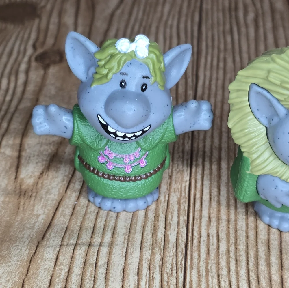 2022 Little People‎ Rock Trolls Set Of 3